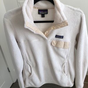 White Patagonia Women’s White Fleece Pullover